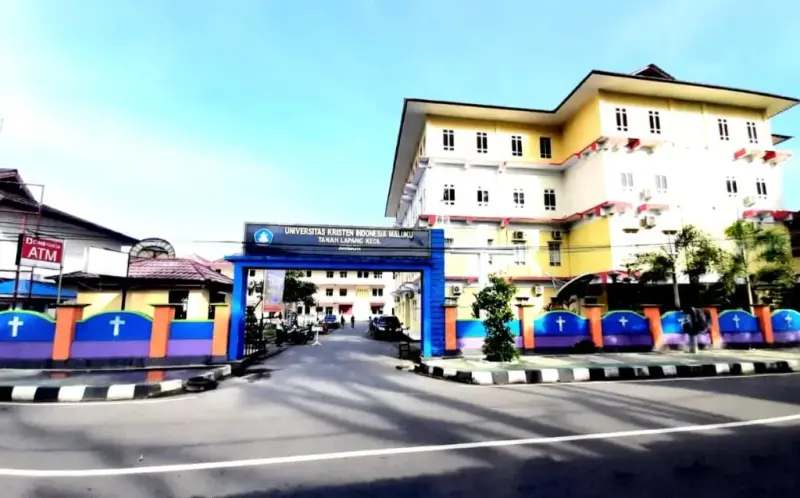 UNIVERSITAS KRISTEN INDONESIA MALUKU