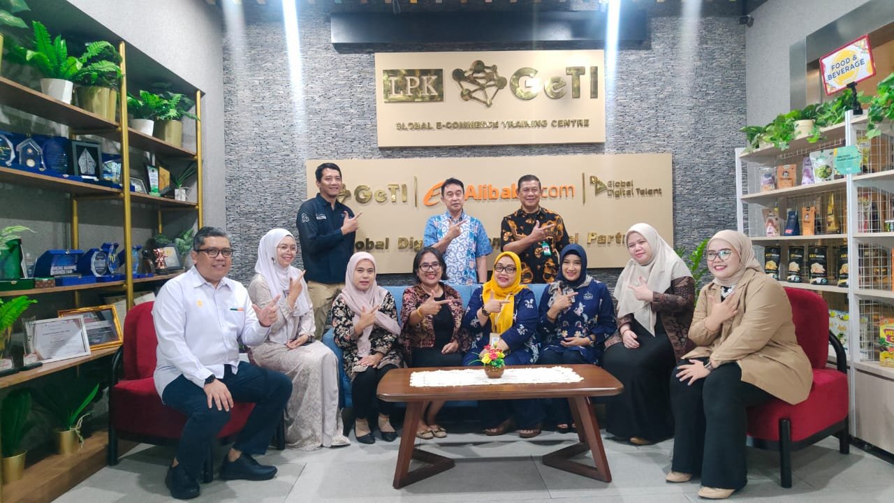 Regulatory Sandbox as a Hybrid Legal Policy Instrument: Recalibrating Legal Certainty and Financial Sector Growth in Indonesia